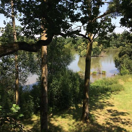 Cabanes Et Studios A La Bernardiere Sevremoine Eksteriør bilde