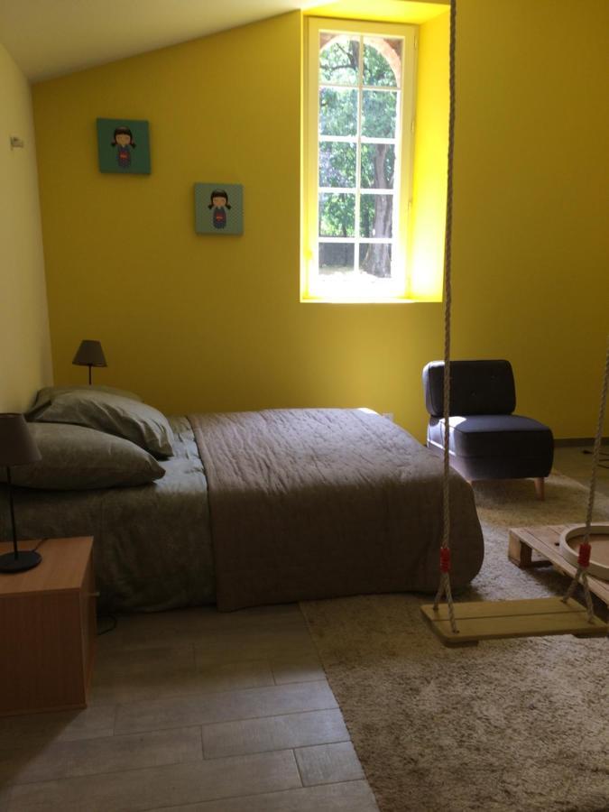 Cabanes Et Studios A La Bernardiere Sevremoine Eksteriør bilde